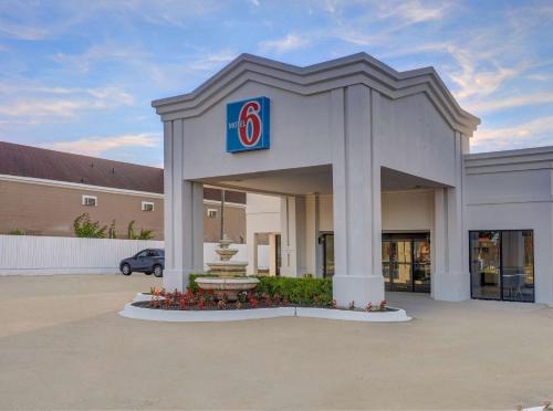 Motel 6-Jacksonville, NC