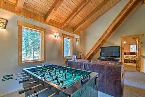 Cle Elum Mountain Cabin with Hot Tub and Trails! - image 13