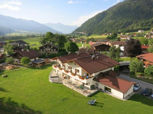 Ferienhaus Zillertal - image 2