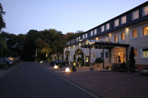 Parkhotel Ahrbergen - Hotel - Giesen