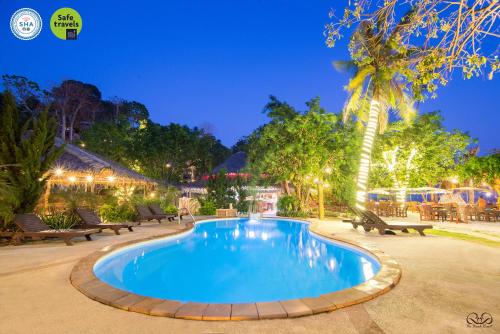 Phi Phi The Beach Resort in Long Beach