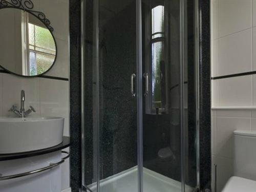 Alba House - image 4