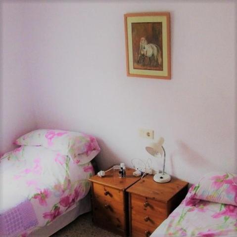  Recovery Mountain 2 separate beds in room B&B in Alicante