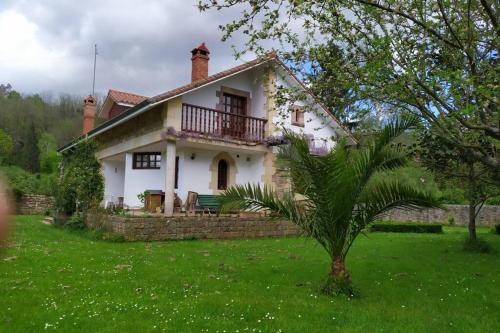  Casa Las Lindes Valle de Cabuerniga , Cantabria in Cabuerniga