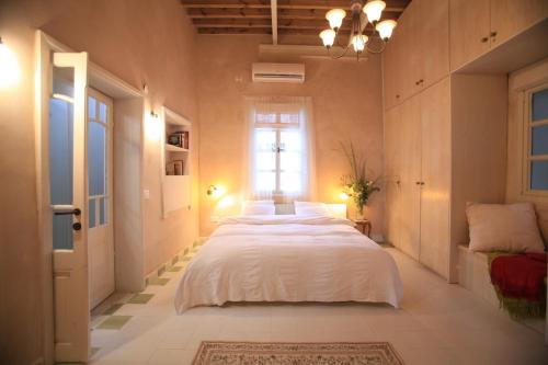 Four Hearts - Acre's Sea Side Suite in Acre