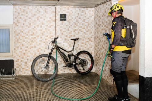 Gran Hotel de Jaca - image 4