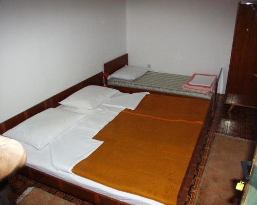 Triple Room Jelsa 127b