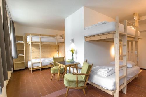 3 bunk beds, 1 sofa bed