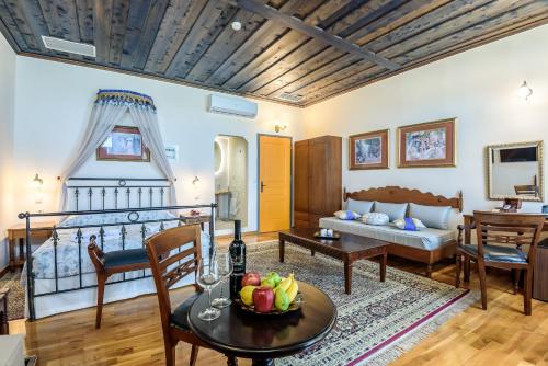 Belmondo Hotel - image 10
