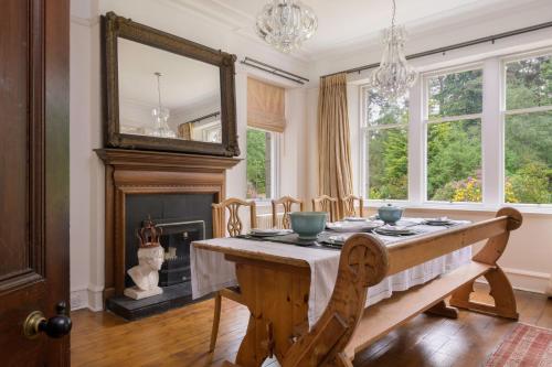 Haven Retreat Scotland - Large 4 Bed House with Woodland garden, Aboyne ,Royal Deeside in 阿博因