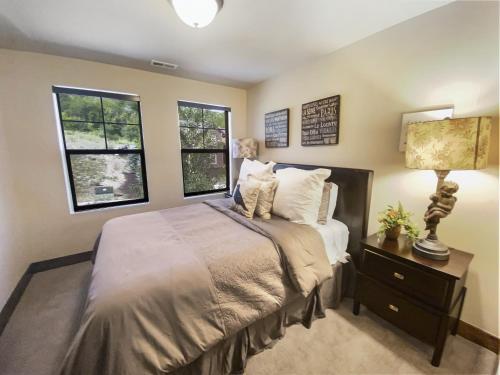 958 W Abigail home - image 12