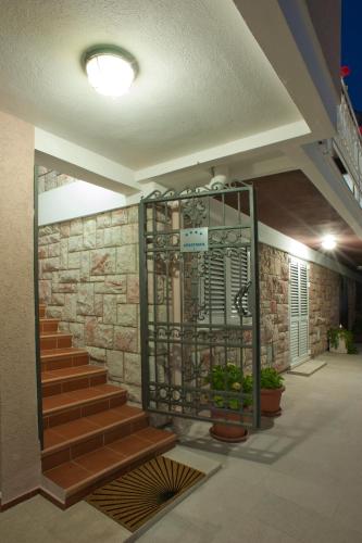 Apartments Marina 5