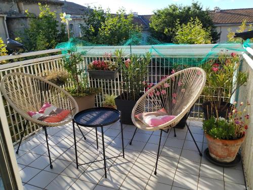 Charming Duplex with Terrace Historical City Center - Location saisonnière - Arles