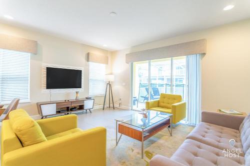 Stunning 3BR Home with Private Pool in EcoArea by Disney! - image 10