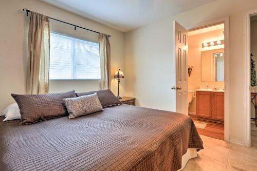 Cozy San Antonio Getaway with Yard about 12 Mi to Dtwn! - image 14