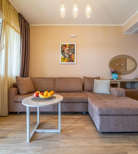 Elysium Tivat - image 14