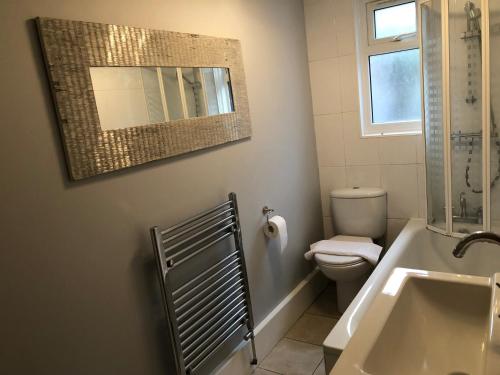 Marble Apartments Tooting Broadway - image 5