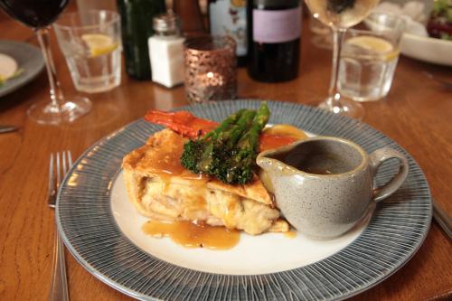 The Erskine Arms - image 13