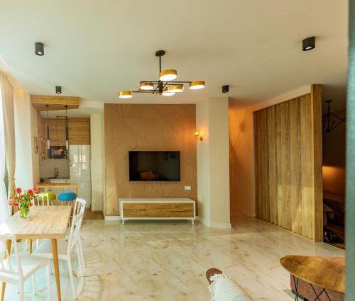 Entire flat with city skyline view - two bedrooms, Batoumi (photo 10)