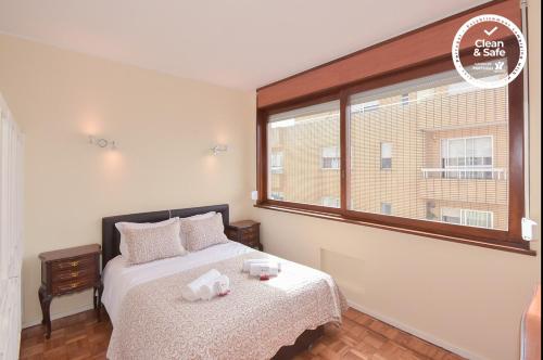  Classic Magalhaes by Homing, Ferienwohnung in Porto