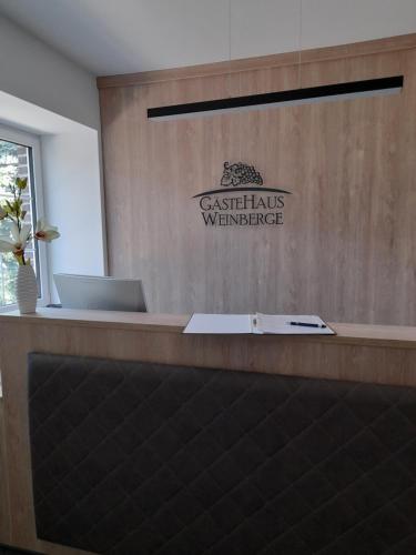 大堂, Gästehaus Weinberge (Gastehaus Weinberge) in 埃爾斯特爾韋爾達