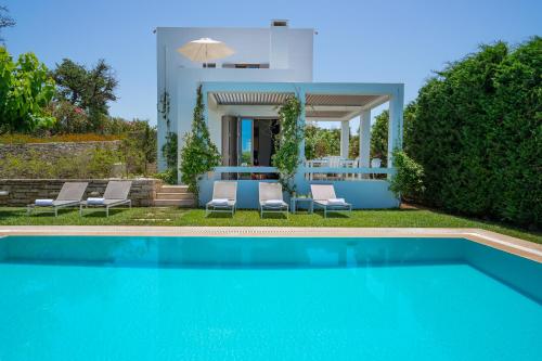  Sofia Luxury Villas in Panormos