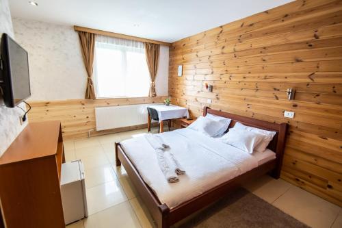 Hotel Enigma - image 8