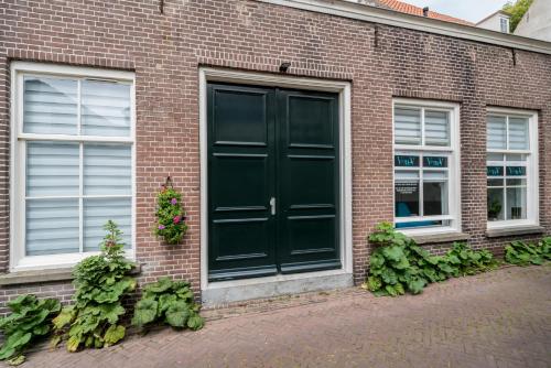 ทางเข้า, Slapen bij Van-V in ซีริกเช บินเนน เดอ เฟสเทน