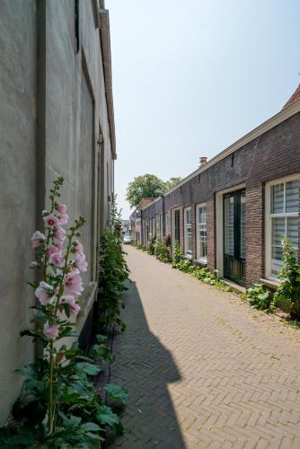 ทางเข้า, Slapen bij Van-V in ซีริกเช บินเนน เดอ เฟสเทน