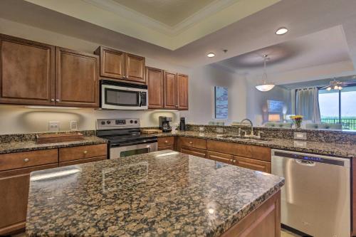 Dauphin Island Condo with Pool, Balcony and Ocean View detail