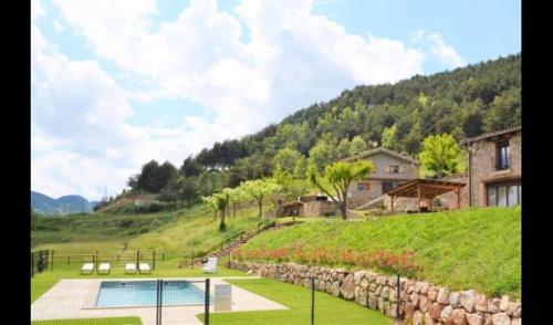 Villa in Castellar del Riu Sleeps 12 with Pool gîte à louer Castellar del Riu