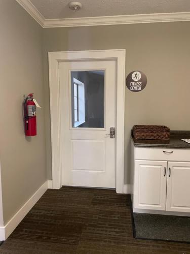 Culpeper Center Suites - image 3