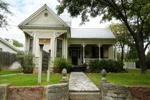 Creek Street Nagel House - main image