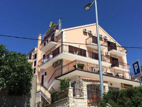 Bed & Breakfast Senator - image 6