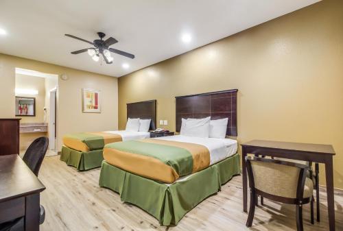 Americas Best Value Inn & Suites Tomball