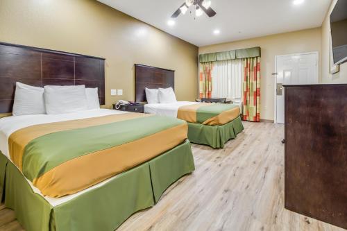 Americas Best Value Inn & Suites Tomball - image 10