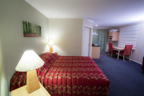 Scarborough Lodge — Photo 2