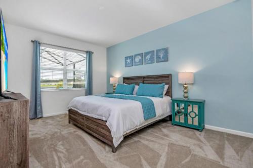 8BR Home - Family Luxury Resort - Private Pool Theatre and Games! - image 10