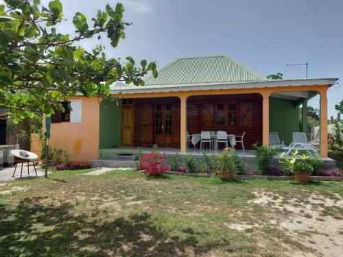 Villa Amandine - Location, gîte - Saint François