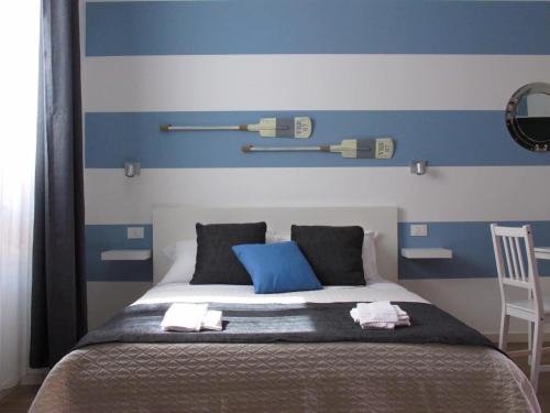  BAIA BLU APARTMENTS in Muggiano