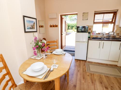 3 The Stables in Havenstreet