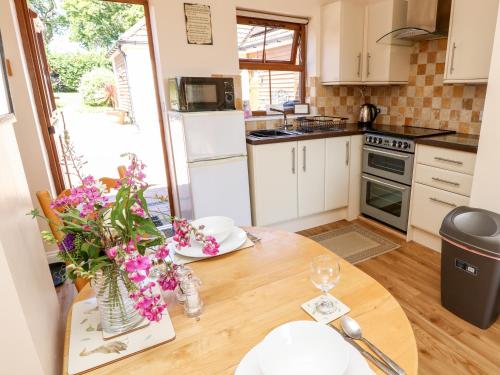 3 The Stables in Havenstreet