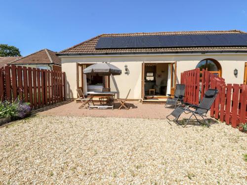 3 The Stables - image 4