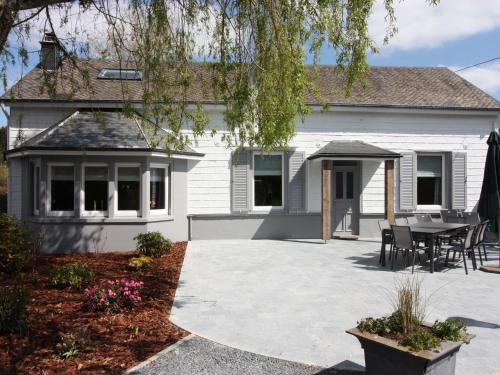 Very nice holiday home located on a large secured park gîte à louer Hottée du Diable