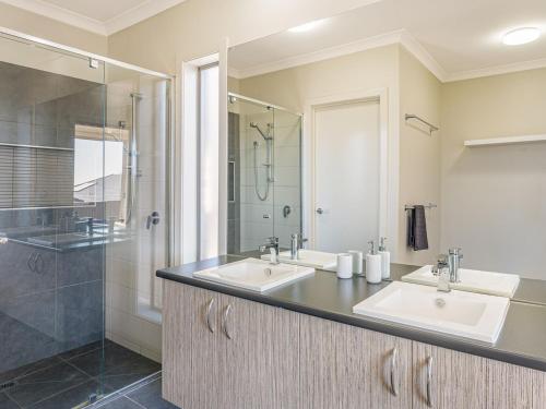 Holiday Home image 9
