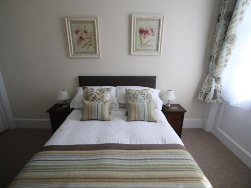 1 double bed, 1 sofa bed