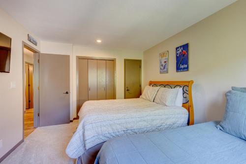 Frostfire E41 Condo - image 9
