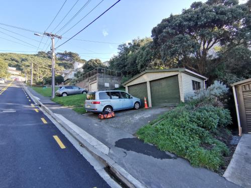 Laid-back Lyall self contained studio +breakfast