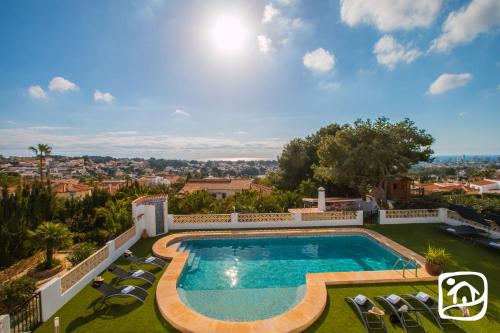 Abahana Villas Lotus gîte à louer Casas de Torrat