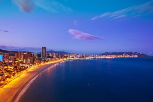 Sunset Waves Benidorm by Mar Holidays - Photo 3